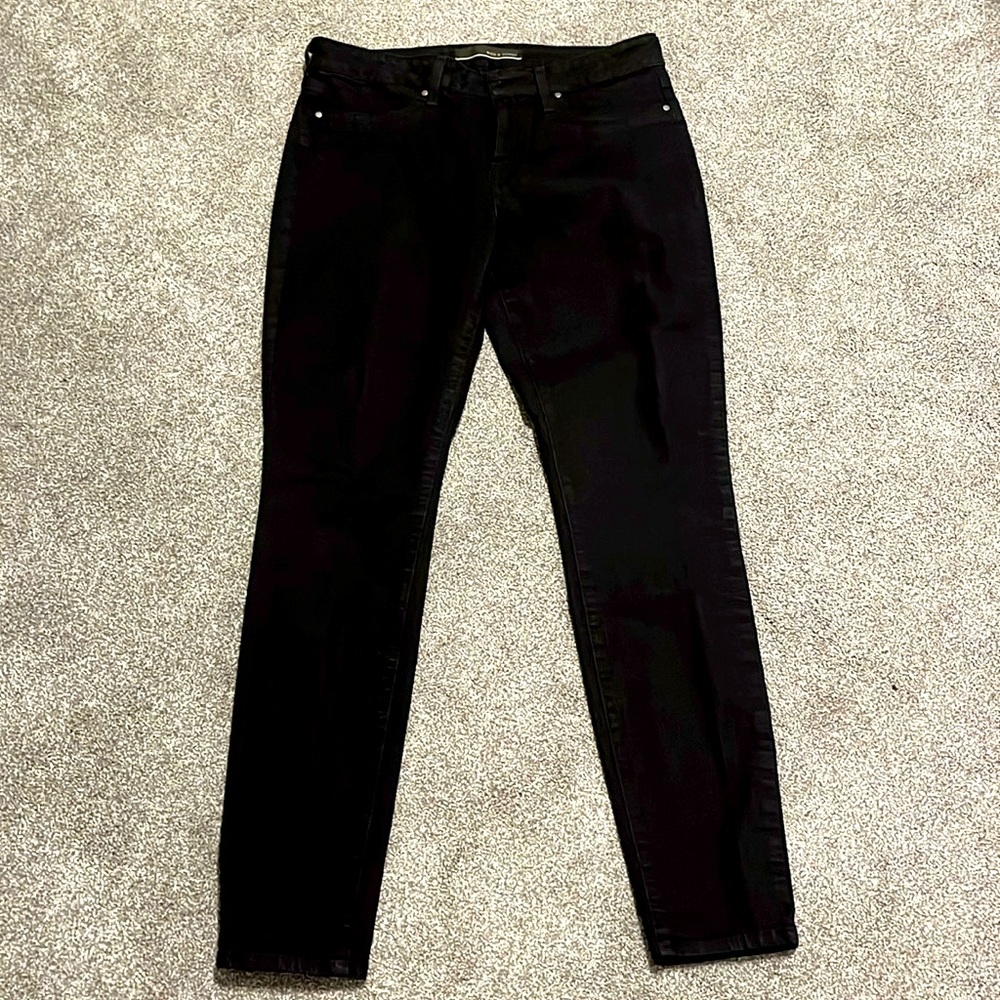 Black skinny jeans